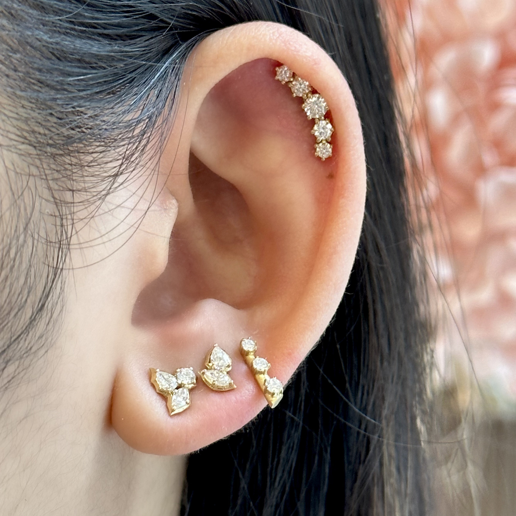Catherine Curve Flatback Stud