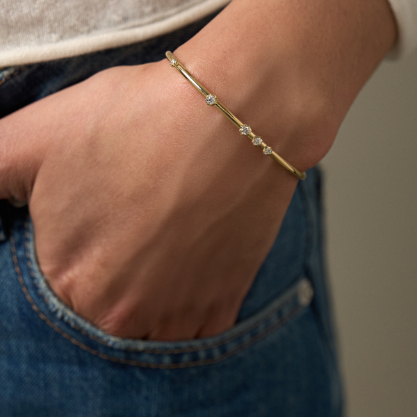 Constellation Diamond Plié Bangle
