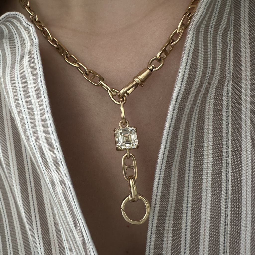 Asscher Sienna Lariat on Mariner Twist Chain