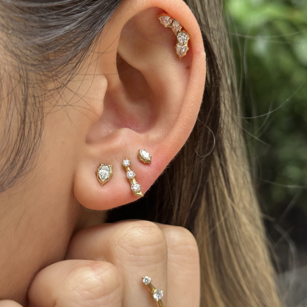 Posey Curve Studs