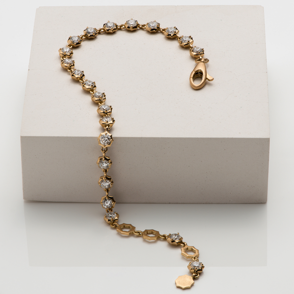 Sophisticate Diamond Line Bracelet 3.2