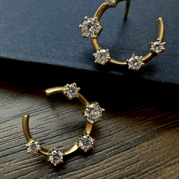 Medium Kismet Diamond Hoops