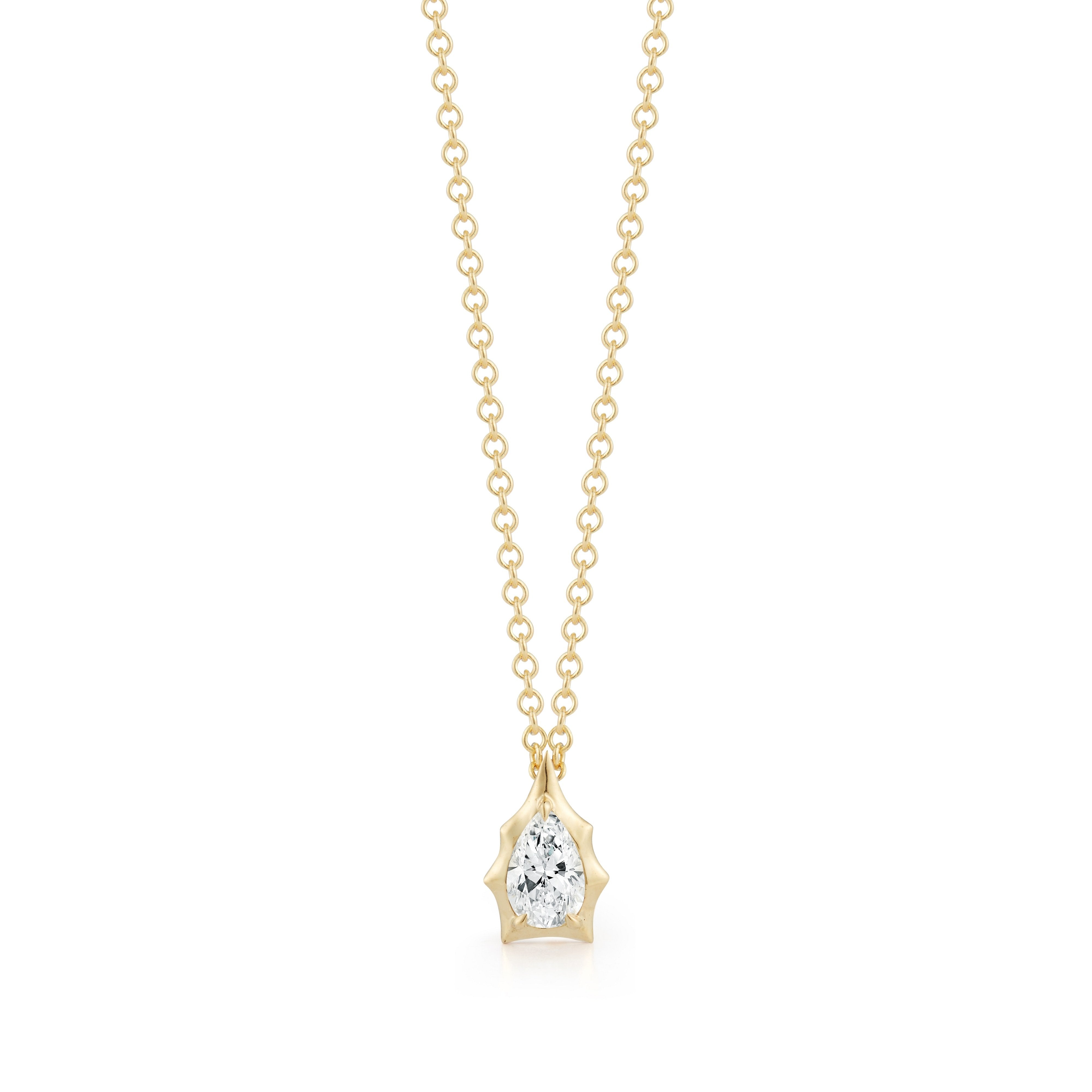 Envoy Solitaire Pendant in 18K Yellow Gold
