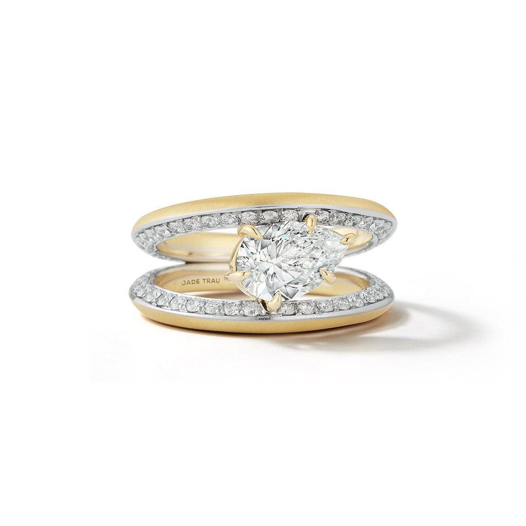 Selma Solitaire Ring in 18K Yellow Gold